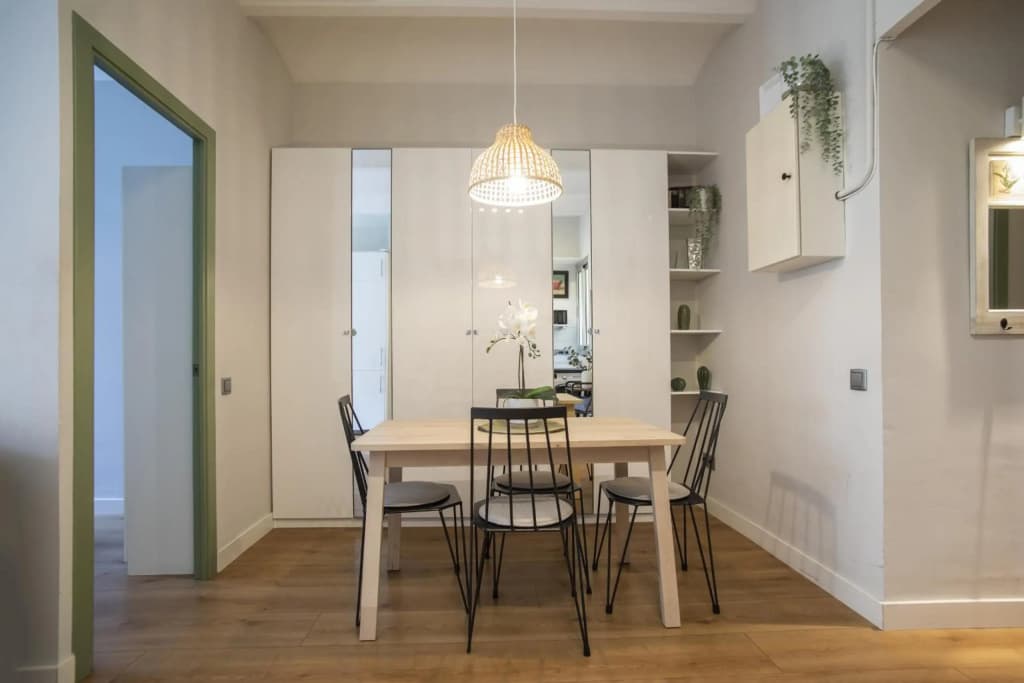 31ENT335 - Mediterranean decorated apartment - photo 2