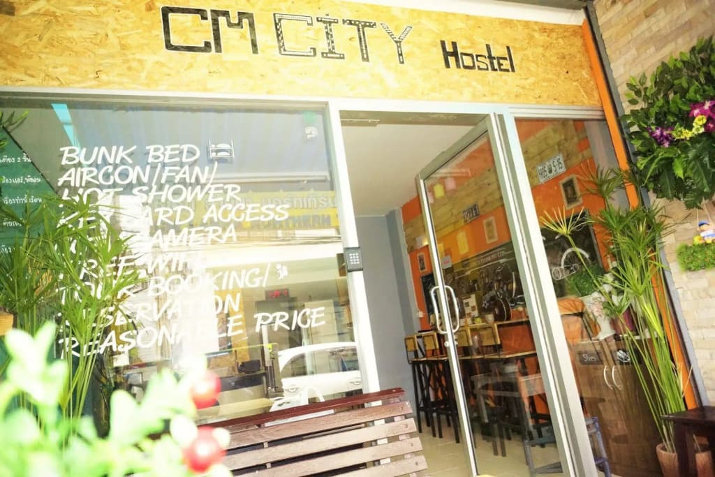 CM City Hostel - photo 1