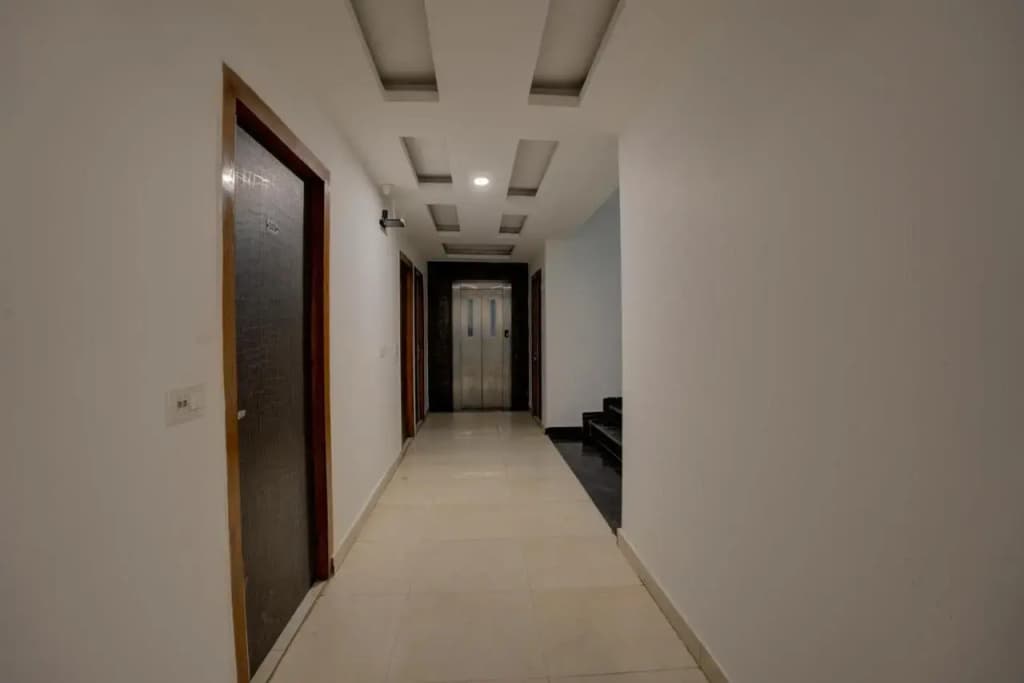 Hotel Air Lift - photo 12