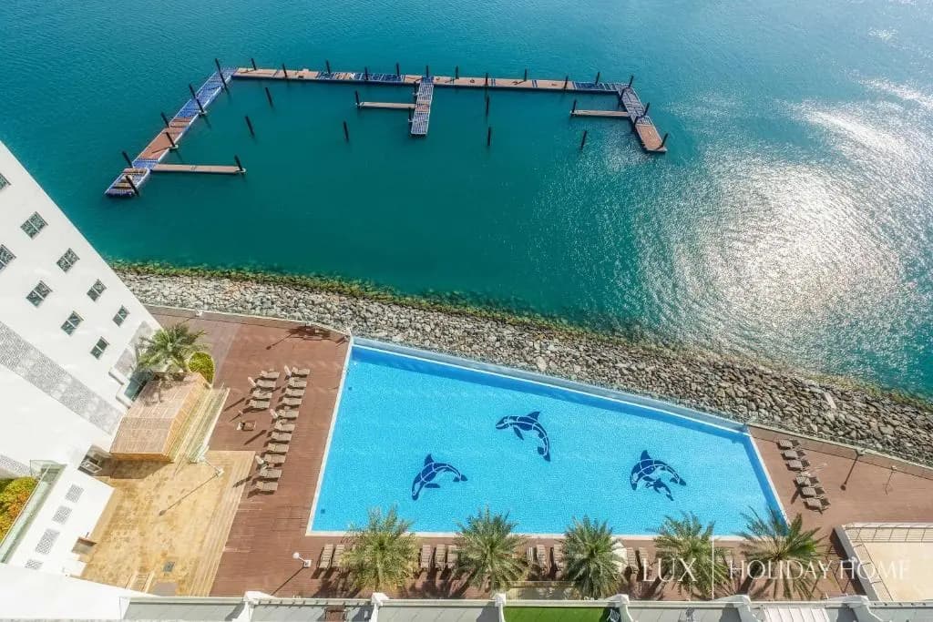 LUX - Opulent Island Suite Burj Khalifa View 1 - photo 13