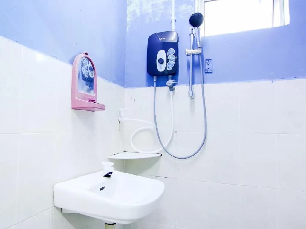 OYO 89684 Mawaddah Inn Stay - photo 9