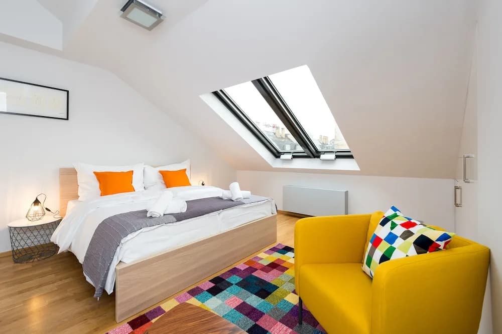 EMPIRENT Rose Apartments - photo 3