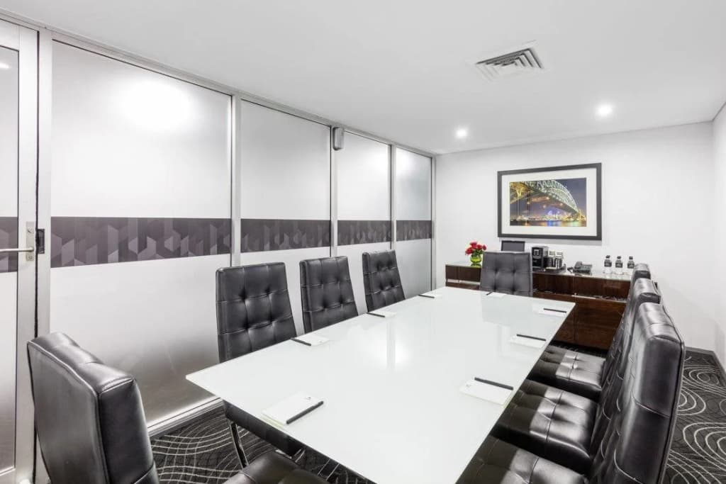 Meriton Suites World Tower - photo 15