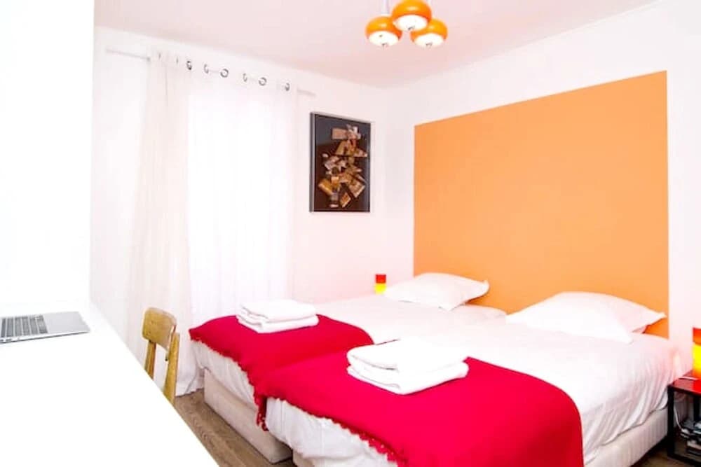 House With 4 Bedrooms in Paris, With Wifi - photo 4