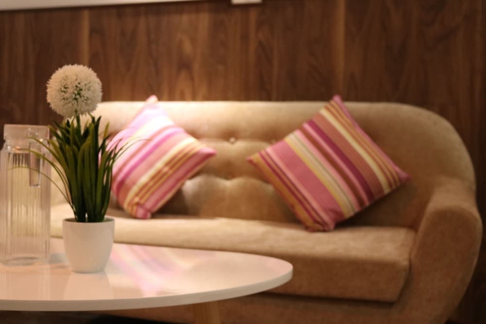 Charm House and Cafe - photo 10