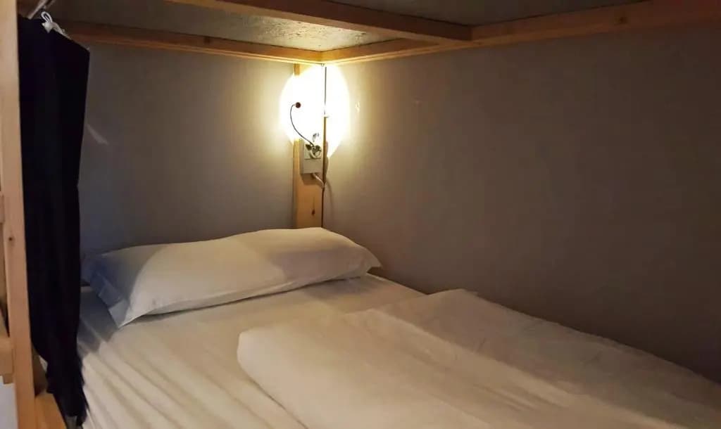 Lookout Lisbon Hostel - photo 2