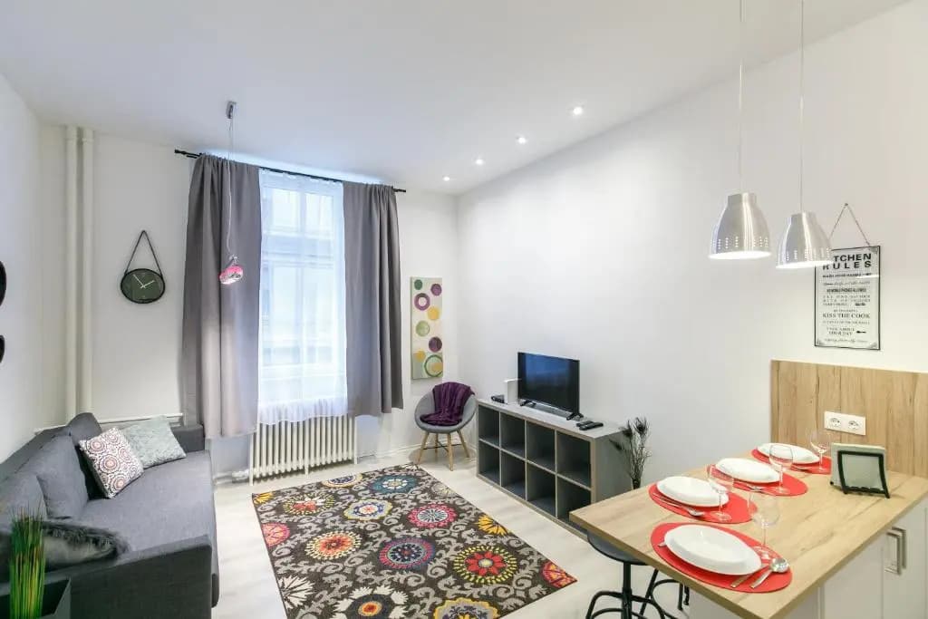 ELLA Apartment - photo 2