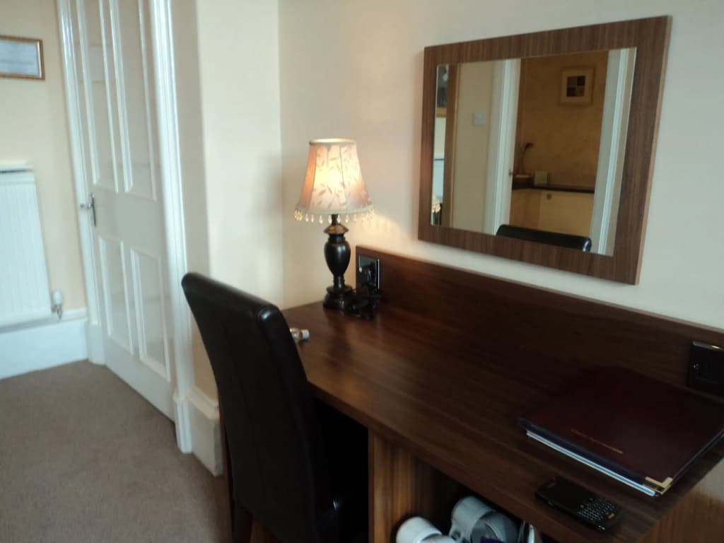 Edinburgh Regency Guest House - photo 2