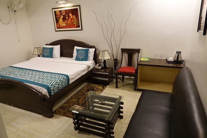 Milestone Hotel & Resort - photo 2