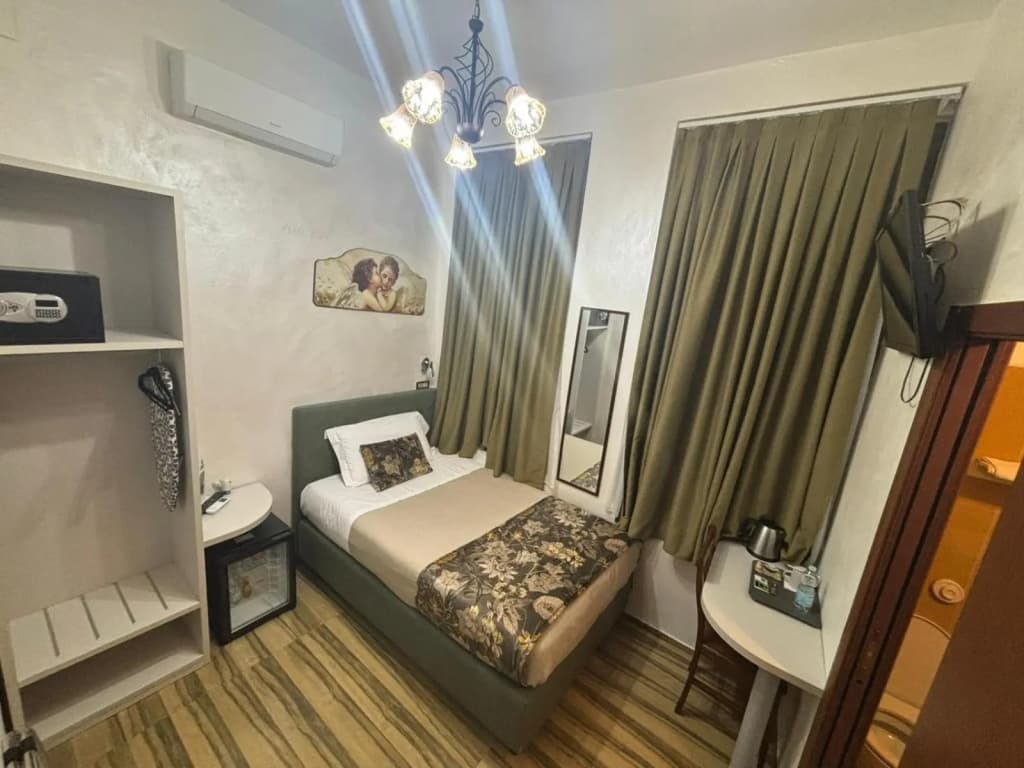Hotel Ester - photo 23
