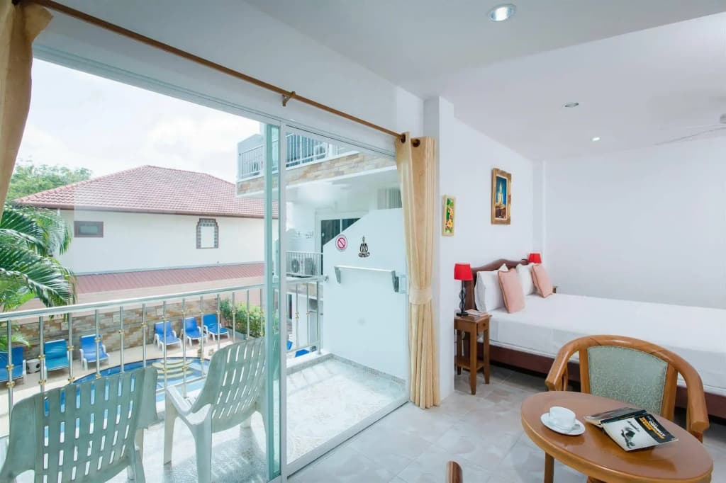 SR Sea View Apartments - photo 8