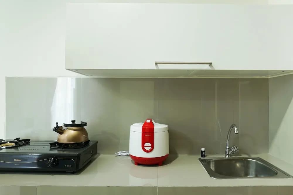 Comfortable 2br Puri Orchard Apartment - photo 16