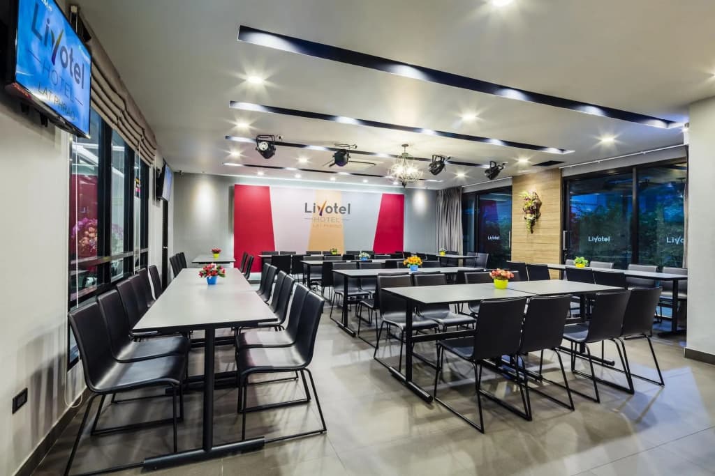 Livotel Hotel Lat Phrao Bangkok - photo 21
