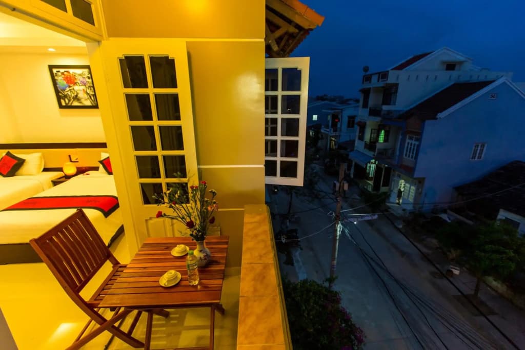 Moon's Homestay - photo 11