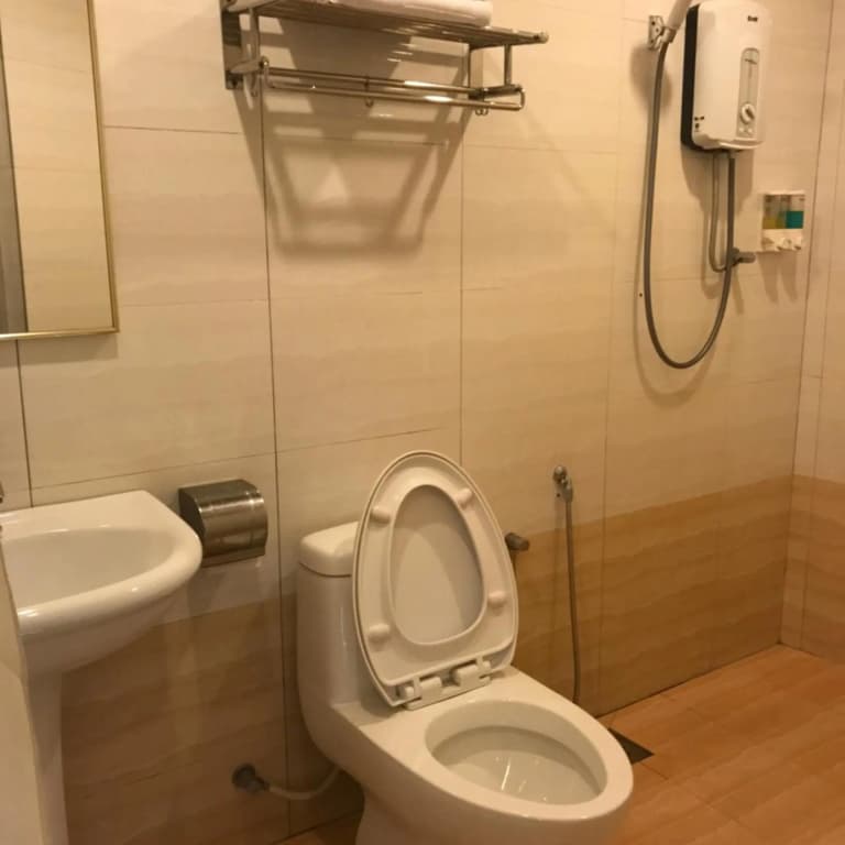 SE Hotel 2 - photo 8