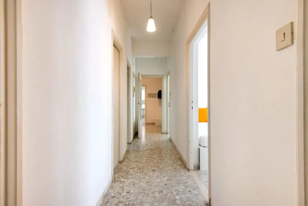 Very Spacious 3 Beds Flat in a Great Area - photo 9