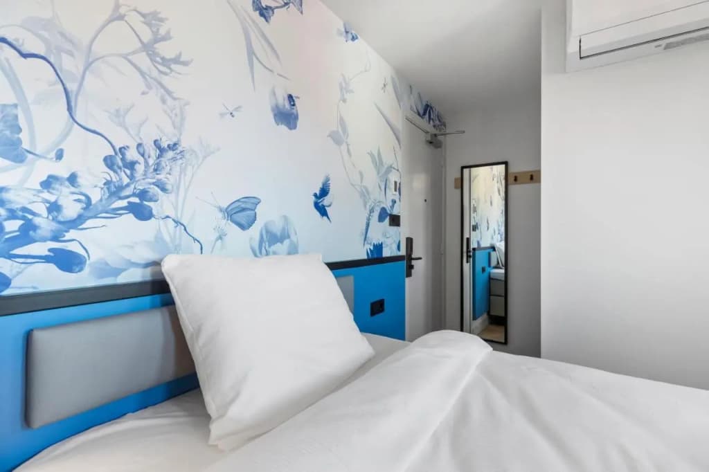 Dutch Design Hotel Vondelpark - photo 31