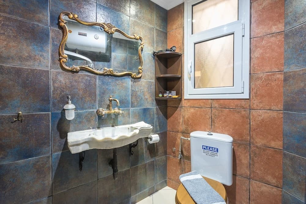 New Syntagma Urban Apartment - photo 9