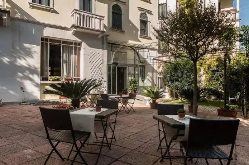 Hotel Byron - photo 14