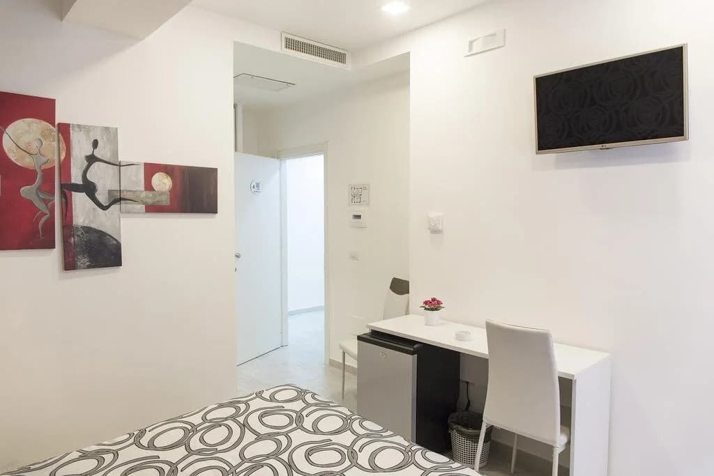 Metronia Guest House - photo 2