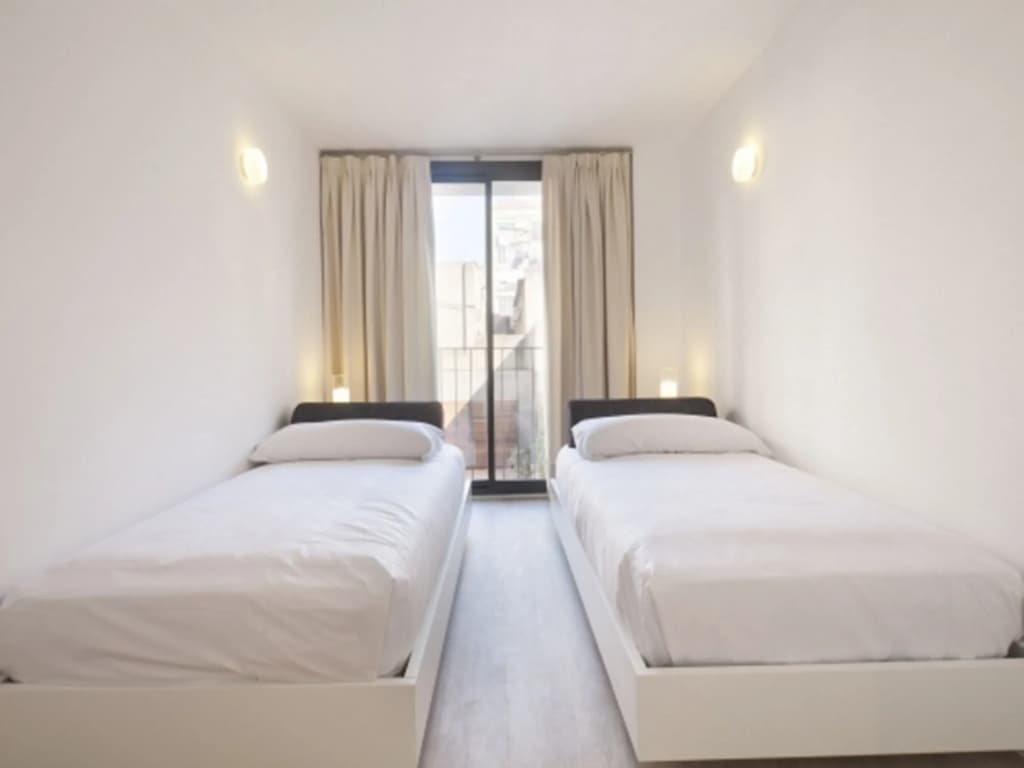 SLEEP Eixample by STAY - photo 2