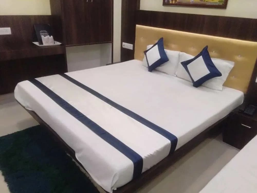 Hotel Noble Deluxe - photo 6