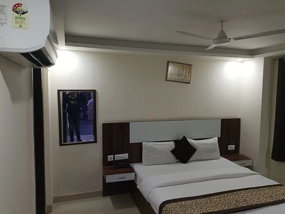 Dalton Hotels - photo 2