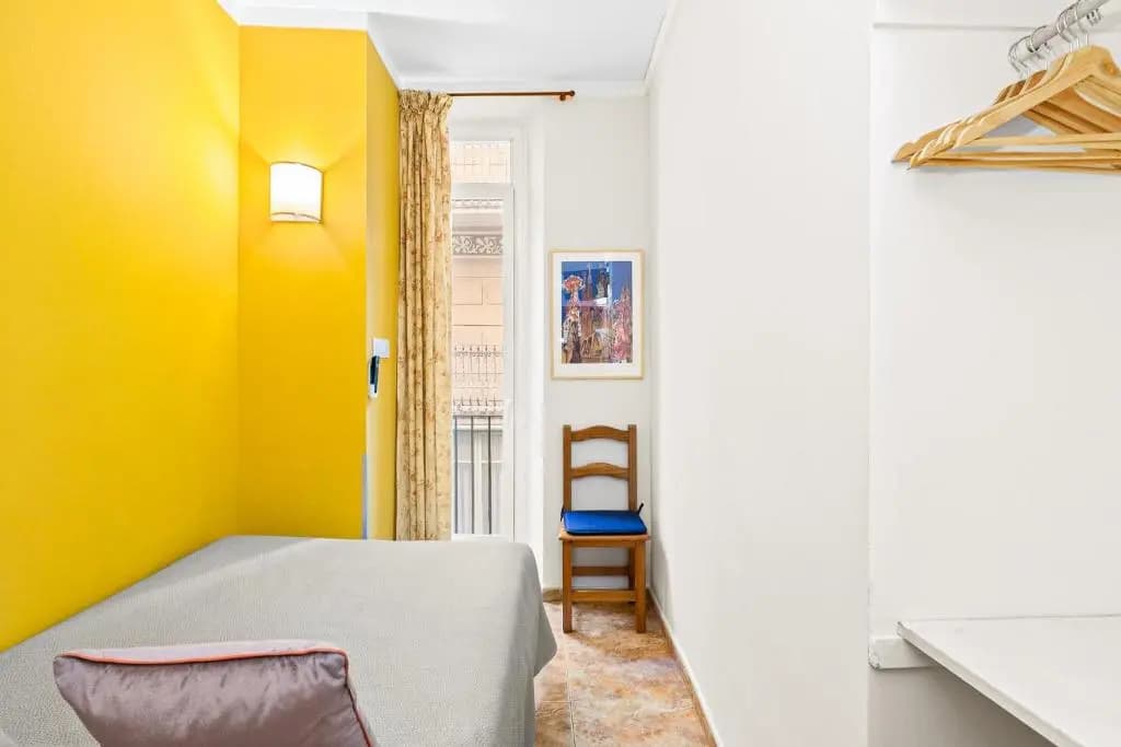 Hostal Santa Anna - photo 11