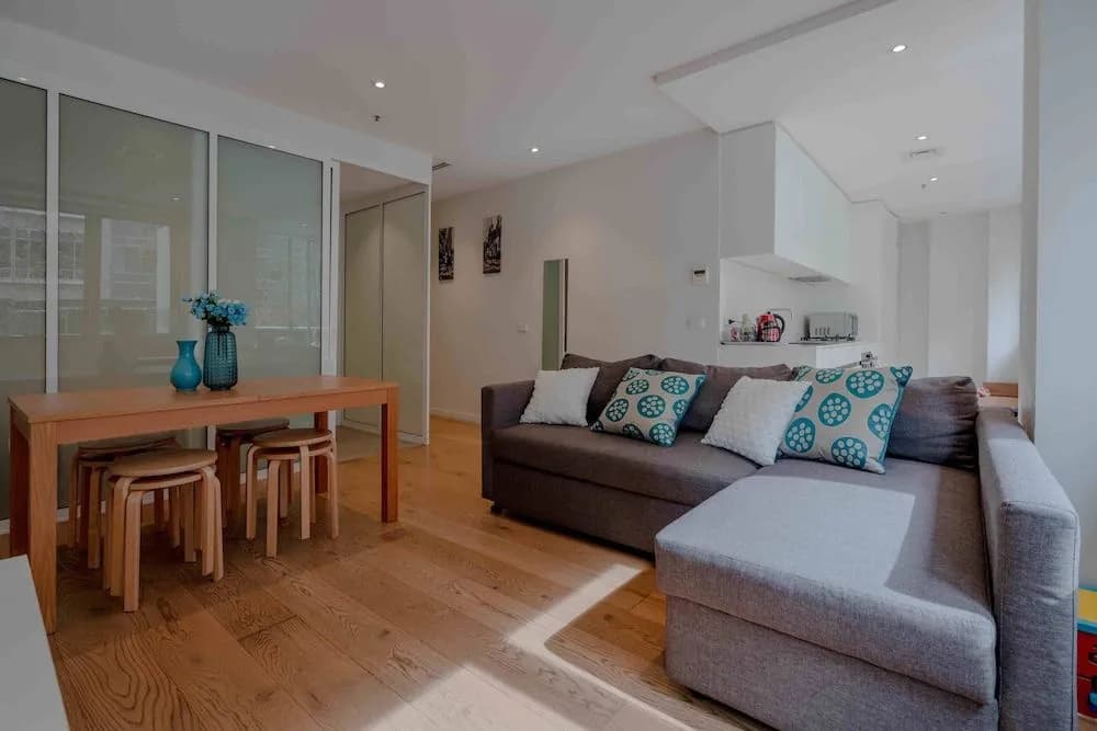 Absolute Collins Apartments - photo 6