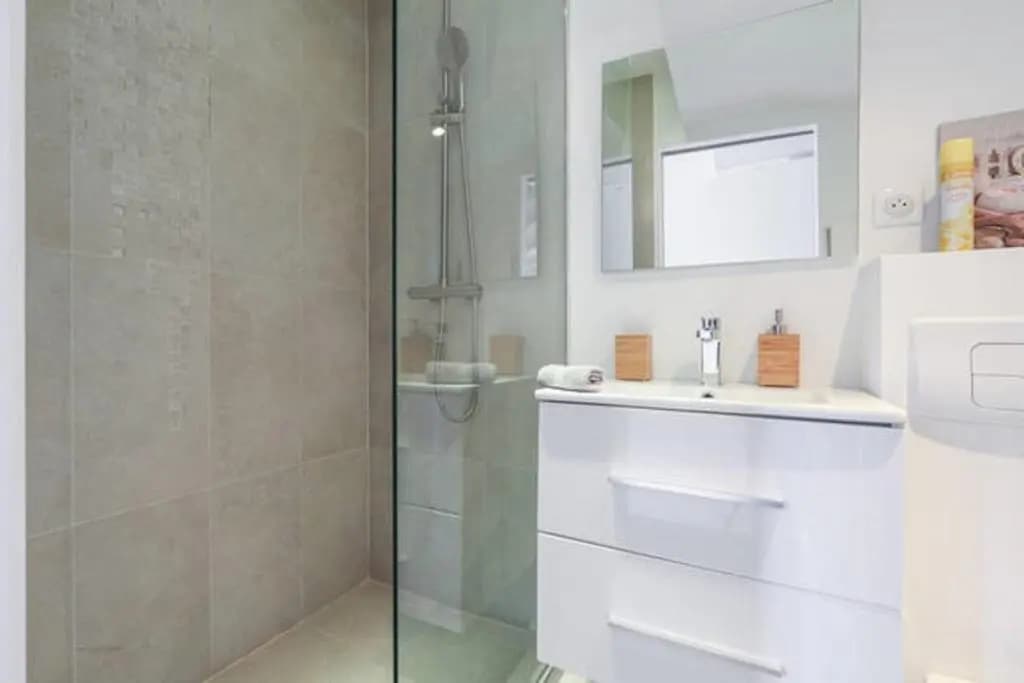 Gilly 4 - EXCEPTIONAL 2BEDS, SEA VIEW, MODERN,A/C, OLD TOWN - photo 8