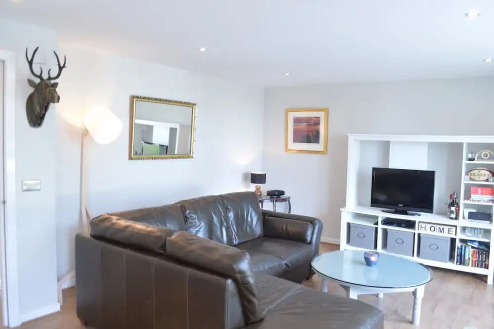2 Bedroom Apartment By The Sea - main photo