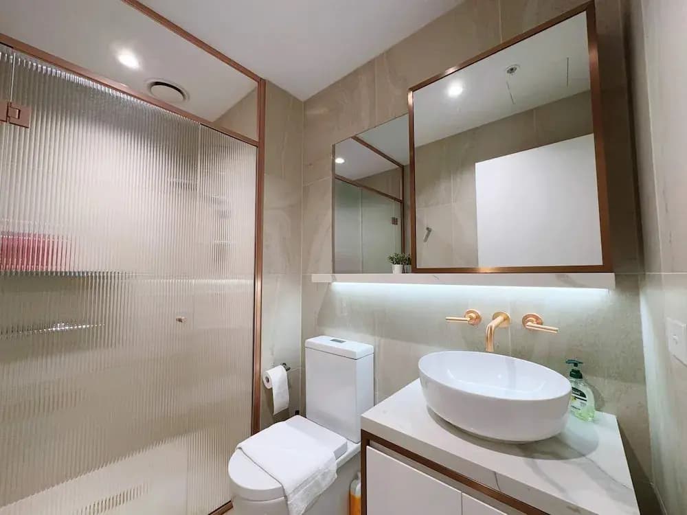 Bright & Modern 2BR Apt on Iconic Chapel Street - photo 4