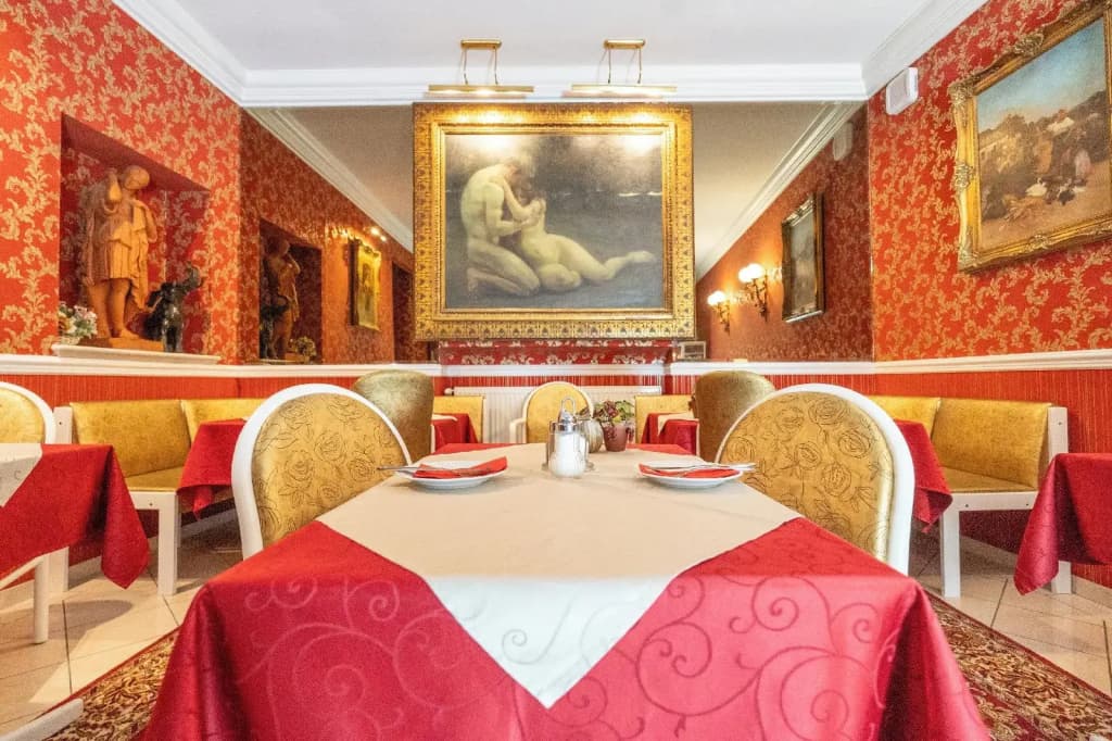 Hotel Urania - photo 27