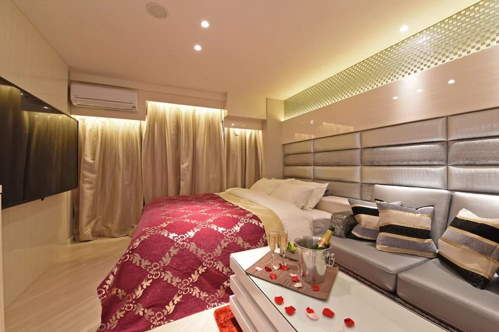 Hotel Savoy - photo 4