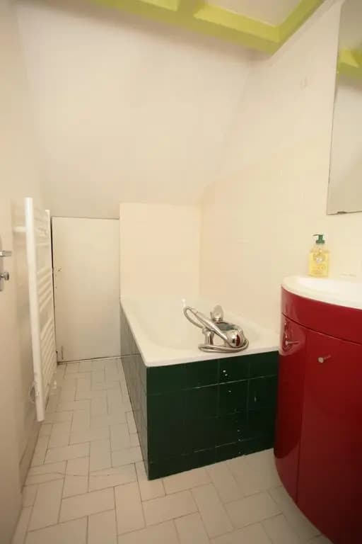 Lovely Marais Sudio with Mezzanine (94) - photo 7