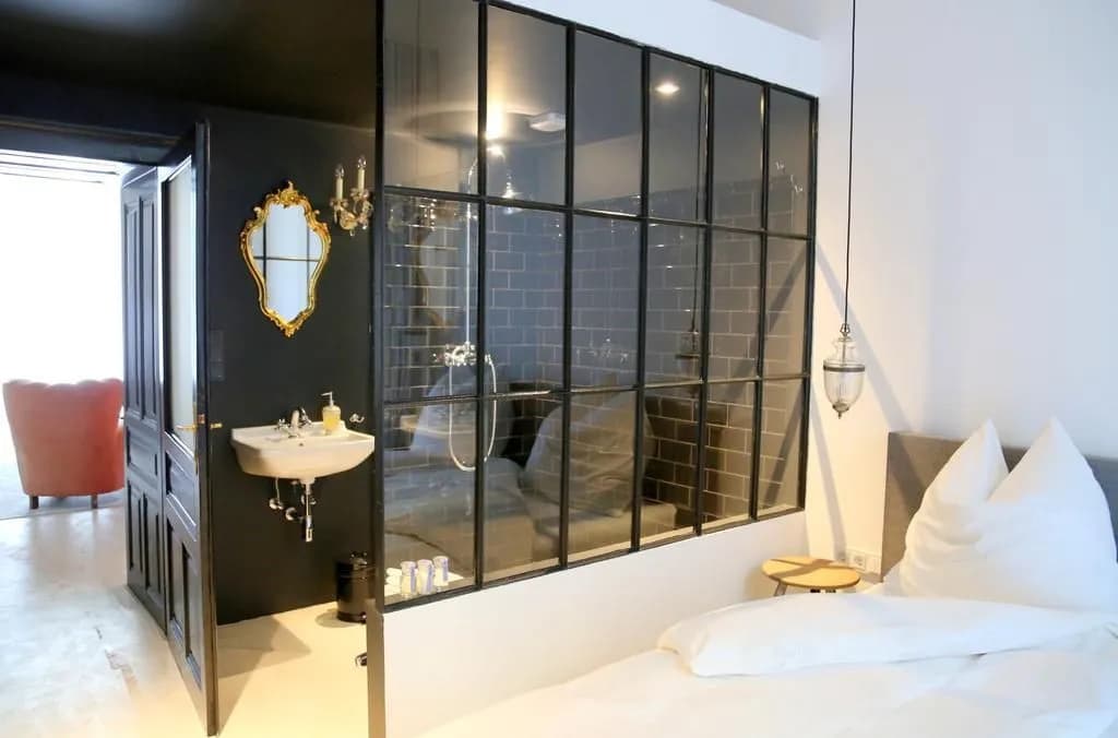 This is not a Hotel - photo 5