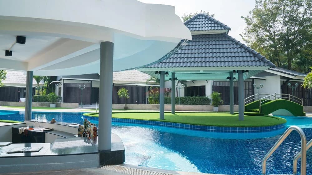 Beachfront Hotel, a high level of experience! - photo 4