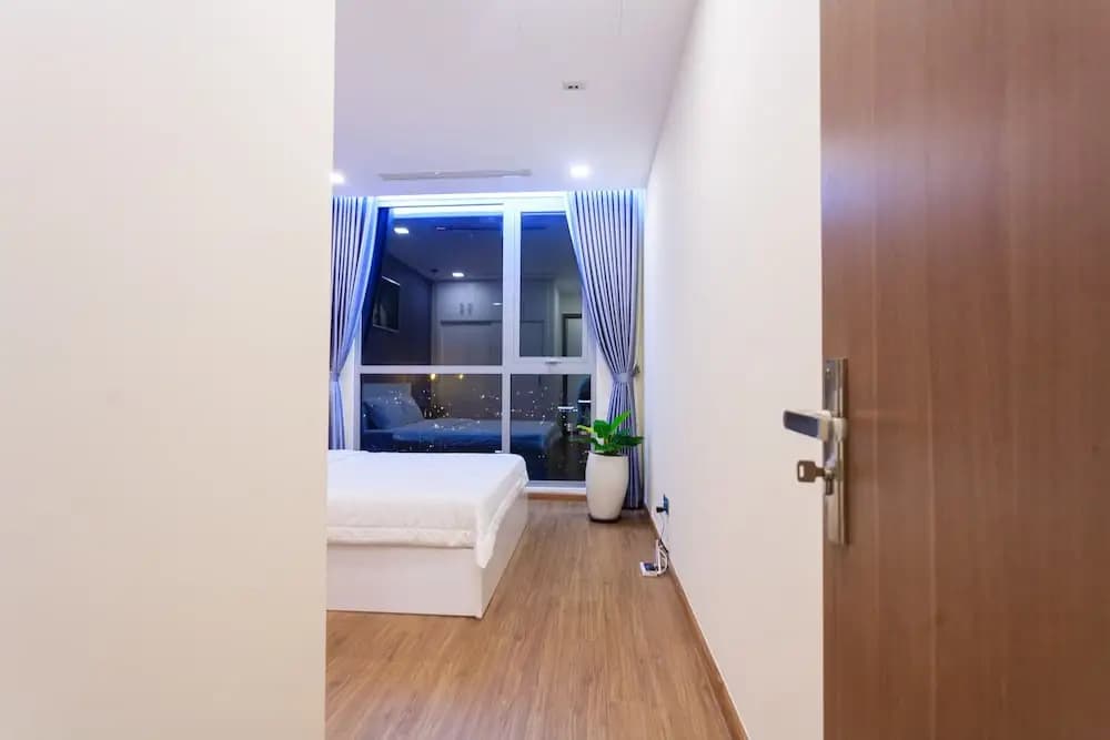 May's House Saigon Vinhomes Central Park - photo 5
