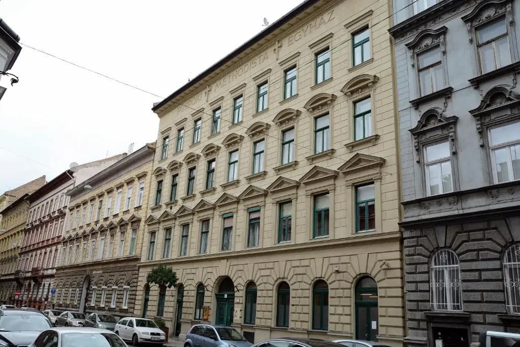 Kiraly Art Apartment - photo 2