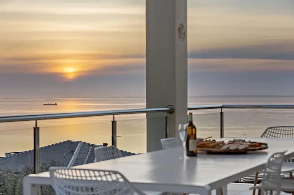 Sunset View Luxury 4 Bedrooms With Sauna - photo 17