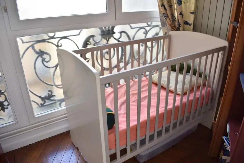 Charming 2 Bedroom Apartment With City View - photo 10