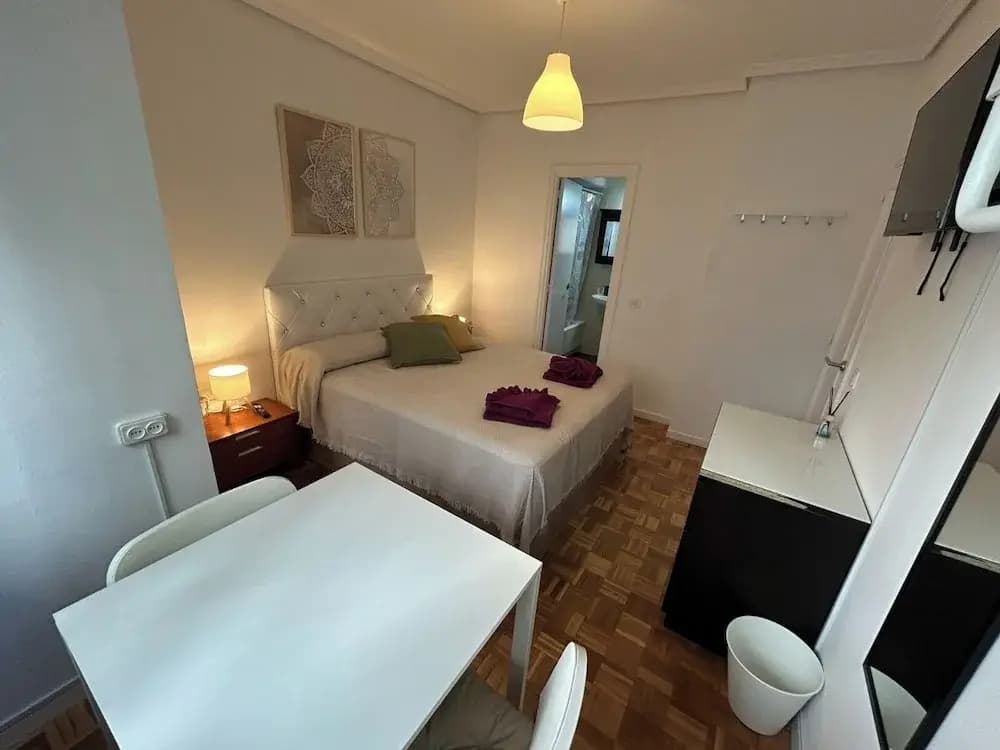 Habitaciones en Ferrocarril - photo 8