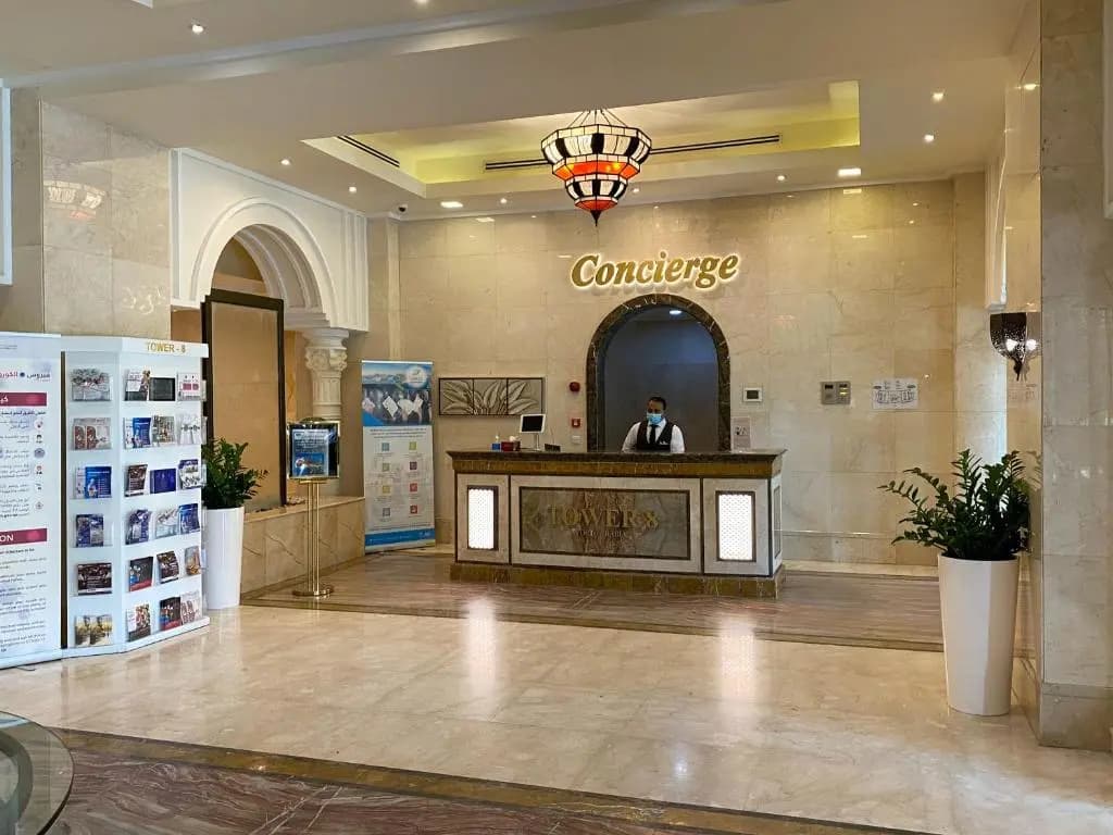 The Pearl Qatar, Luxury 2BR Apartment, Marine View, swimming pool Gym - photo 1