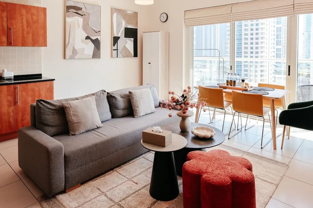 Elegant 1BD with Stunning Views - photo 4