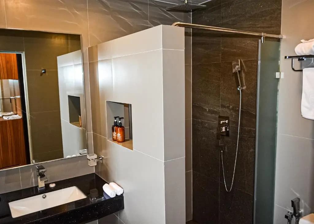 Triton Prestige Seaview and Spa Hotel - photo 8