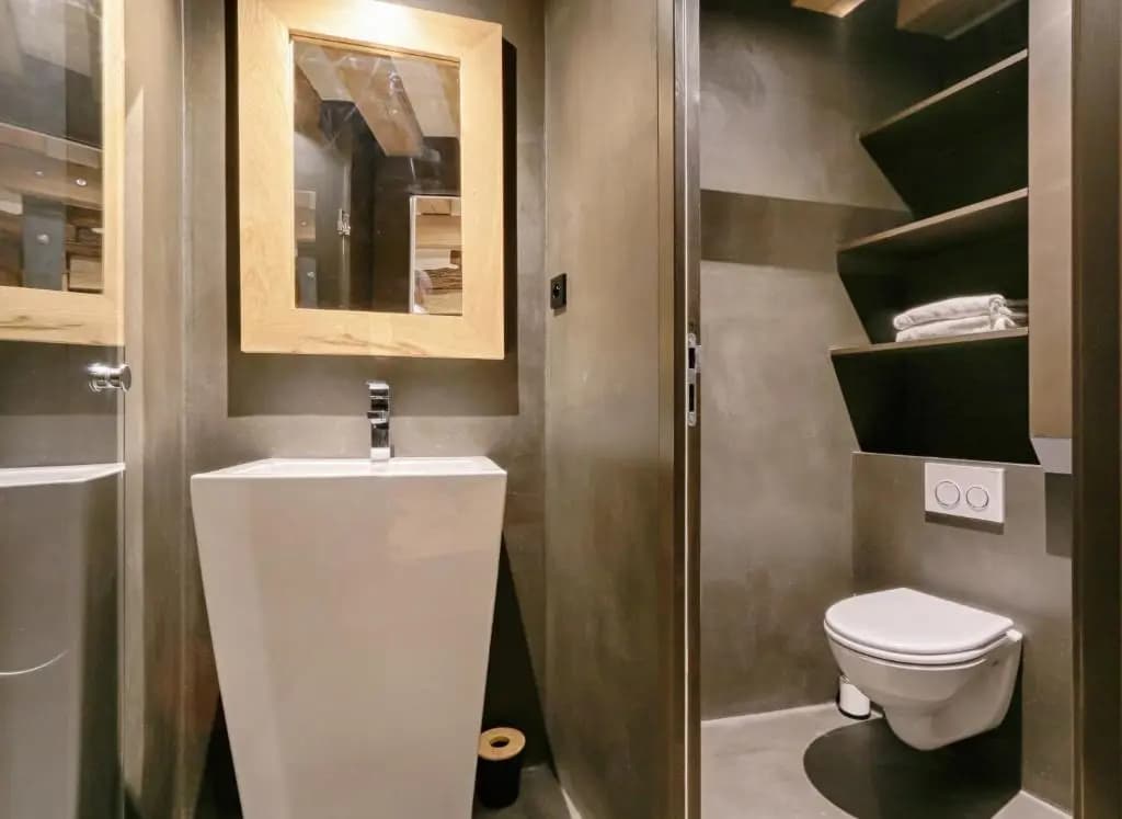 Luxurious & Design Flat 2BR/8P- Boulevard Saint Germain - photo 6