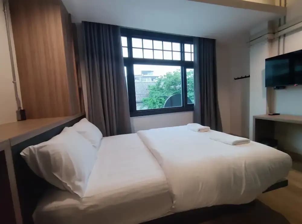 N5 Ratchawong Hostel - photo 4