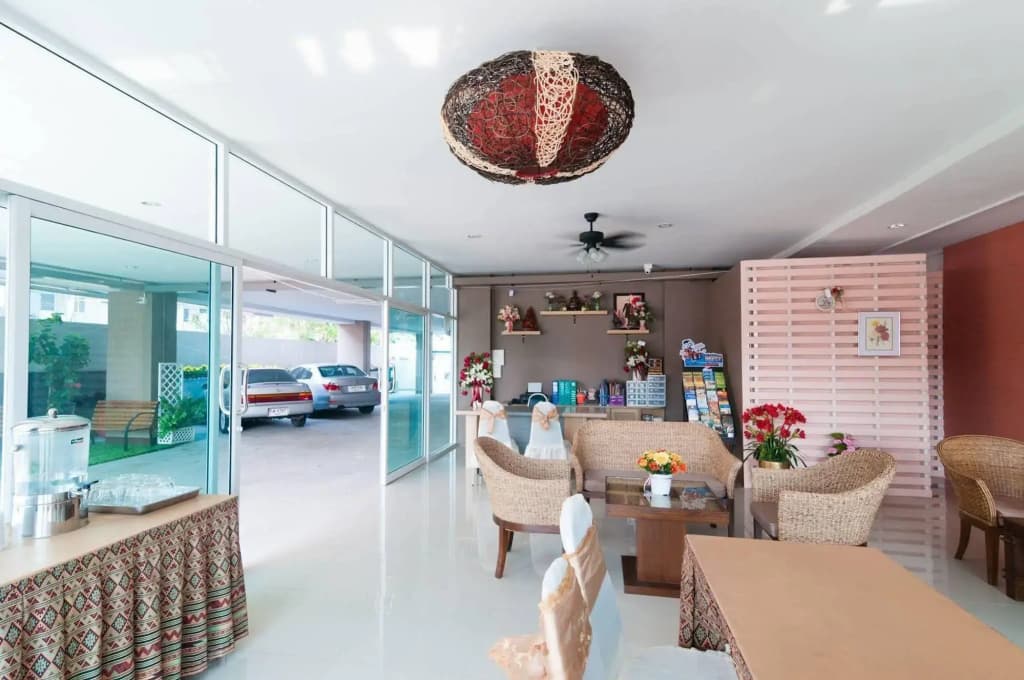 The Chateau Chiang Mai Residence - photo 8