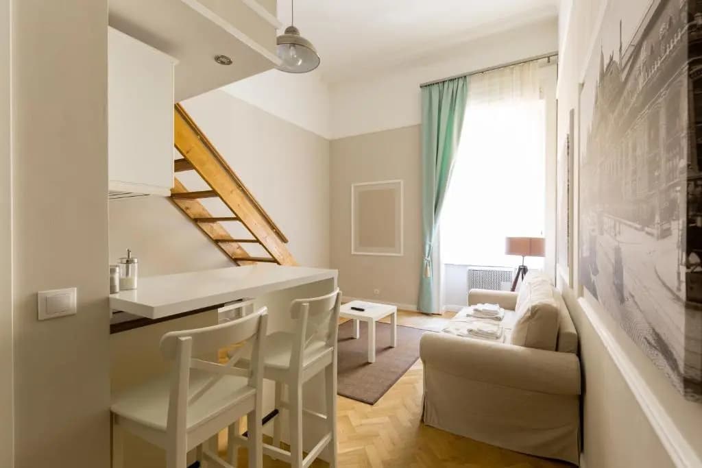 Lisianthus Apartments - photo 5