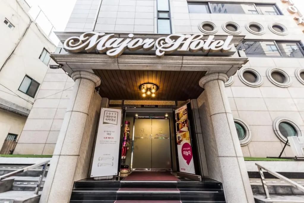 Major Hotel - main photo